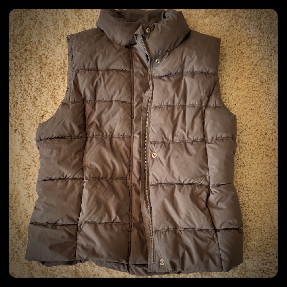 GAP vest